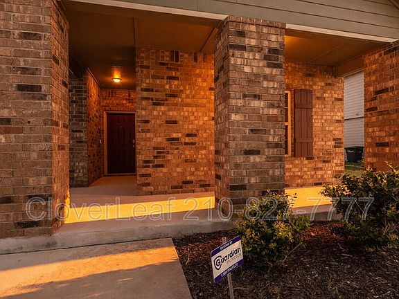 4th image of 524 Willow Valley St