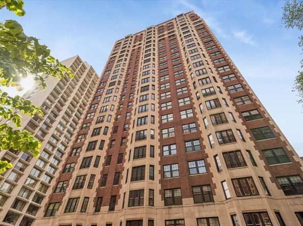 421 W Melrose St APT 11B, Chicago, IL 60657