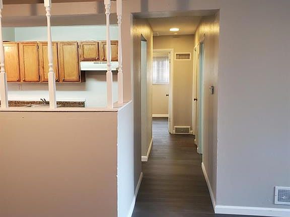 3rd image of 220 Roderick Dr