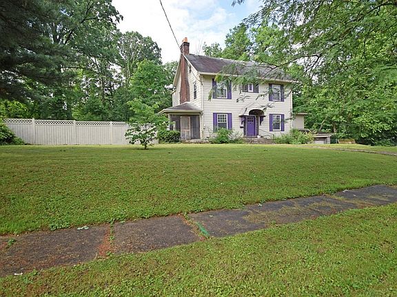 3rd image of 175 Wedgewood Ave