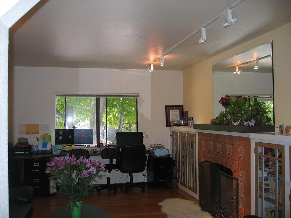 2nd image of 1327 Santa Fe Ave