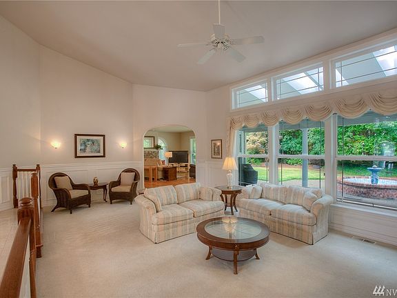 5th image of 6415 Troon Ln SE