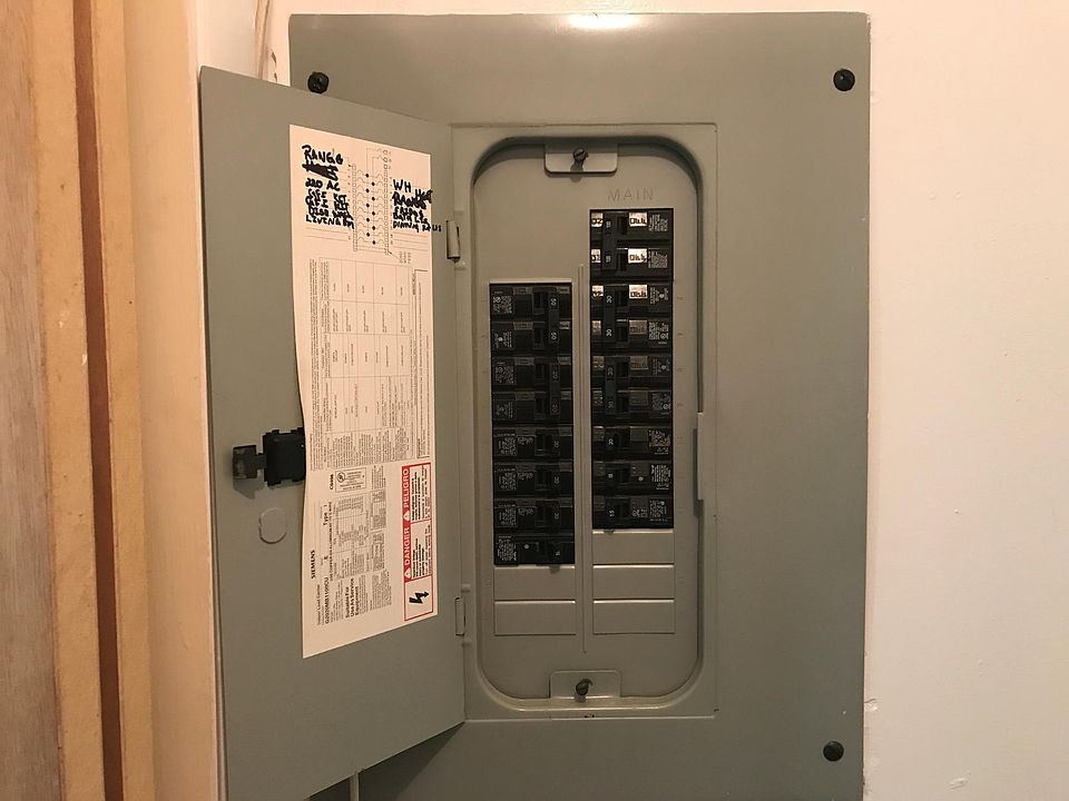 2nd image of 2412 Crystal Spring Ave SW APT 1