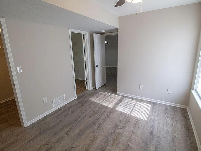 1401 Bodie Dr — Photo 12