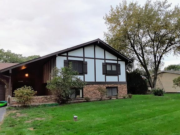 5th image of 4N880 W Mary Dr