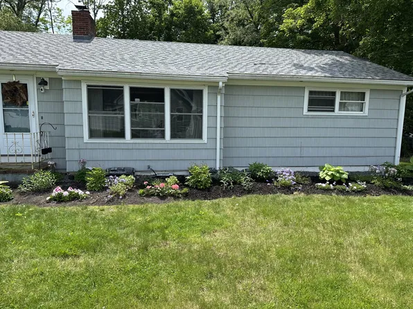 5 Sunset Dr, Dover, NH 03820