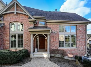 2024 Mackenzie Pl, Wheaton, IL 60187