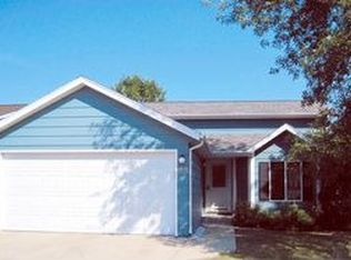 1935 55th Ave S, Fargo, ND 58104
