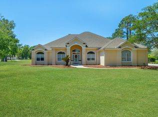 206 Country Club Dr, Crawfordville, FL 32327