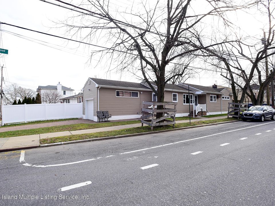 1st image of 944 S Railroad Ave