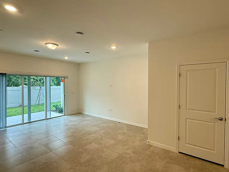 3223 Canyon Bay Point — Photo 6