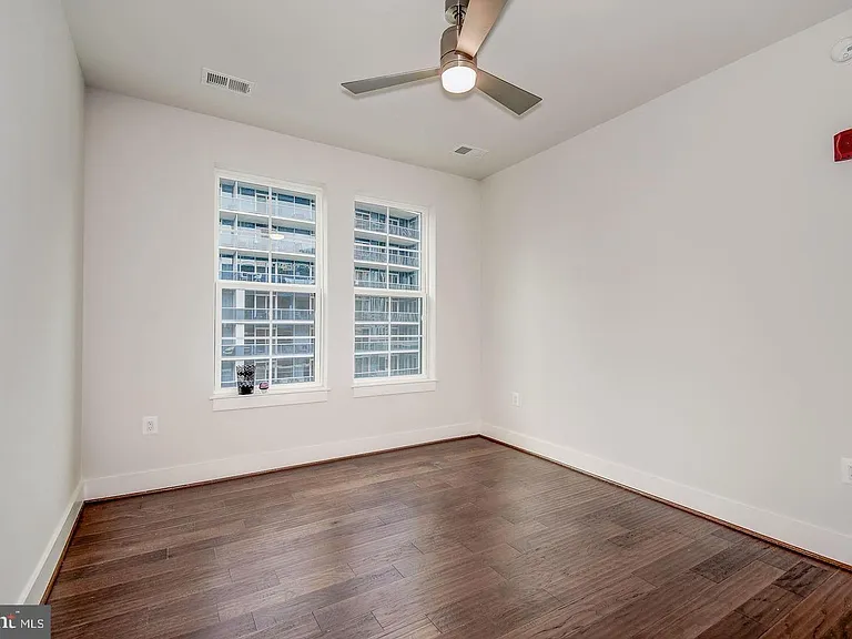 1411 Key Blvd #406 — Photo 24