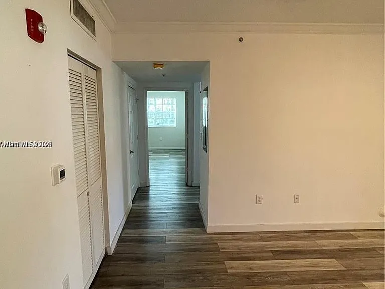 11601 SW 2nd St — Photo 6