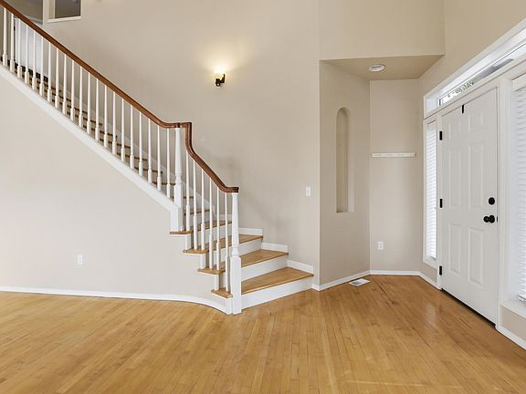 4th image of 1816 S Viewcrest Ln