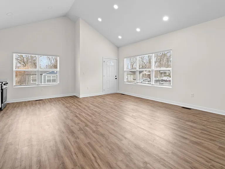 4448 N Evanston Ave #B — Photo 6