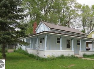 405 Richardi St, Bellaire, MI 49615