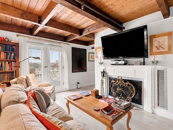 4th image of 90 Wharf St #L12