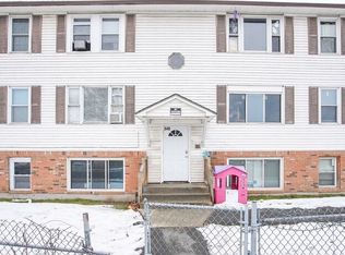 340 Appleton St UNIT 1, Holyoke, MA 01040