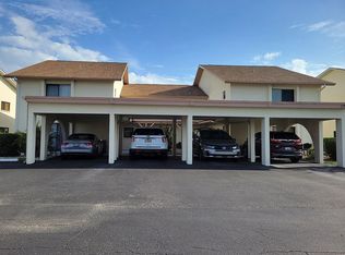1727 Lake Pl APT A, Venice, FL 34293