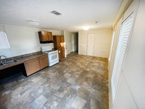 5776 Platte River Rd Lot 104, Fremont, NE 68025