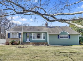 705 Schoolhouse Ln, Bound Brook Boro, NJ 08805