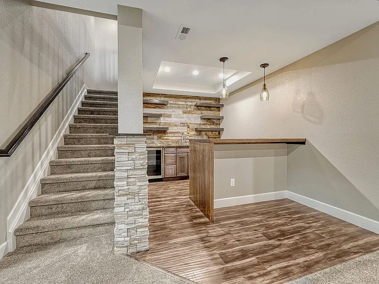 14110 Sierra Ridge Cir — Photo 41