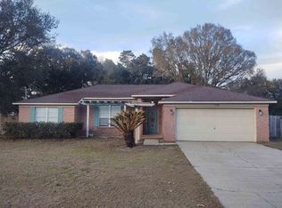 5268 Deerfoot Ln, Milton, FL 32570
