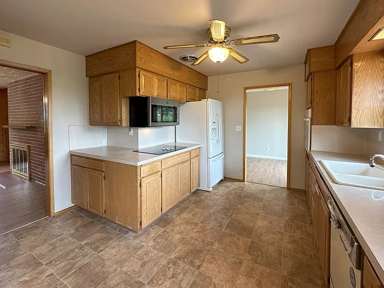 5616 Beverly Ln — Photo 15