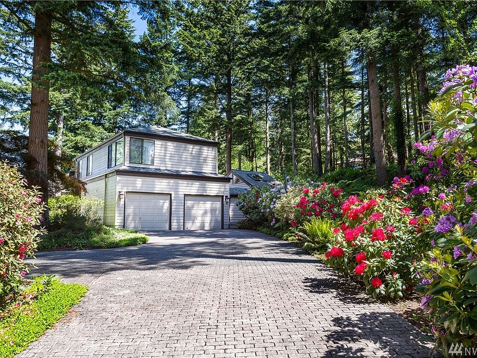1st image of 615 Canyon View Dr