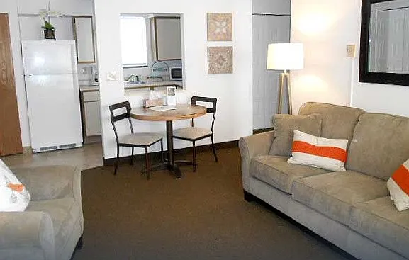 Sanborn Meadow Apartments — Photo 3