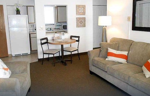 3rd image of 3077 Shenk Rd #0d513b2f3