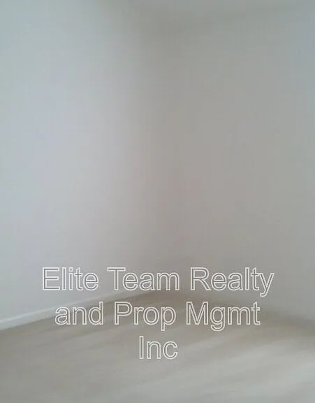 111 Fairmont Cir — Photo 8