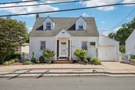 Hackensack St-S2009-001.jpg