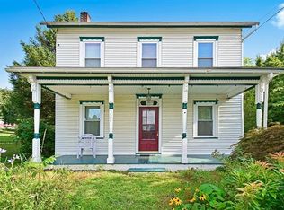320 New St, Walnutport, PA