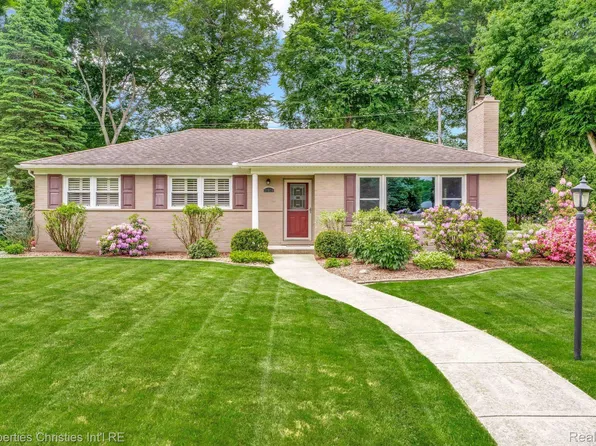 31614 Nixon St, Beverly Hills, MI 48025