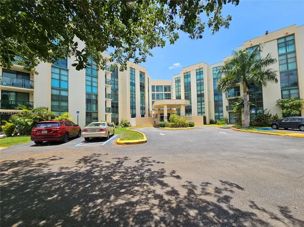 2075 SW 122nd Ave APT 308, Miami, FL 33175