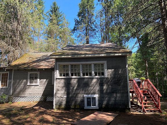 Side view with back deck