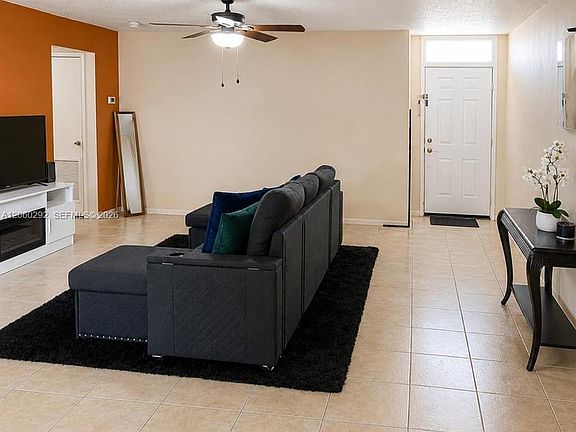 5th image of 9568 SW 1st Ct #7-F