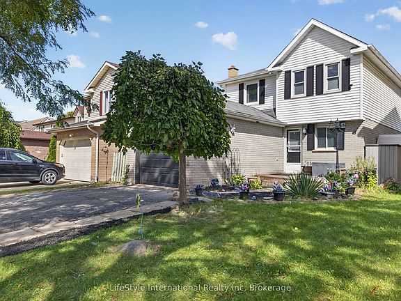 2nd image of 18 Camrose Ct