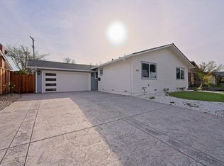 922 Iris Ave, Sunnyvale, CA 94086