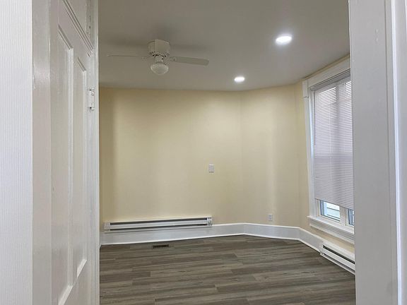 4th image of 1301 S Reisner St APT 2