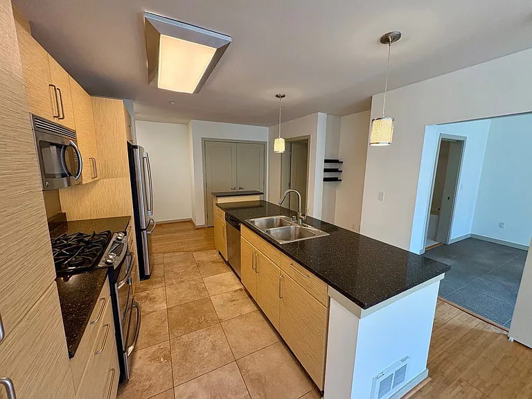1530 NW Market St #605 — Photo 6