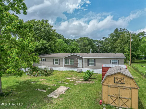 21310 Yankee Town Rd, Saucier, MS 39574