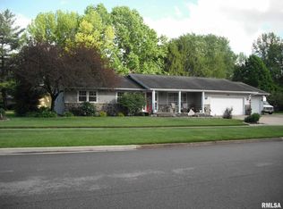 2226 Lindbergh Blvd, Springfield, IL 62704