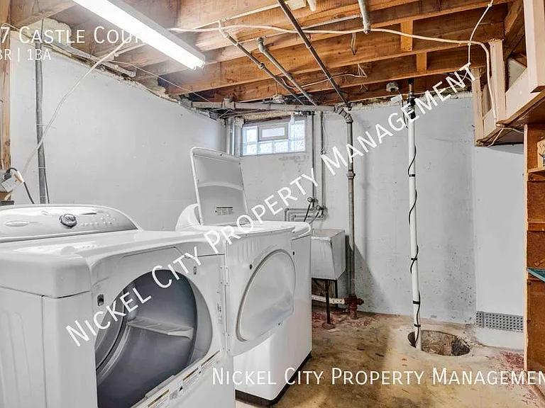 47 Castle Ct — Photo 24