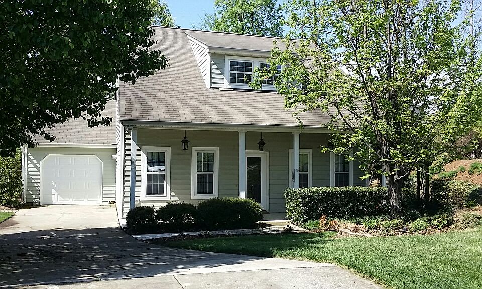 Front Exterior_04202015
