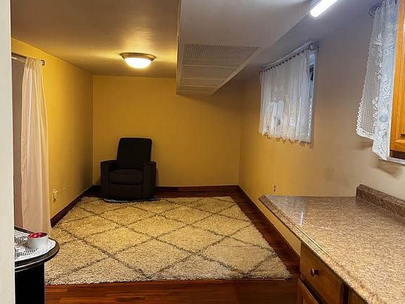 5th image of 2466 E 21st St #0