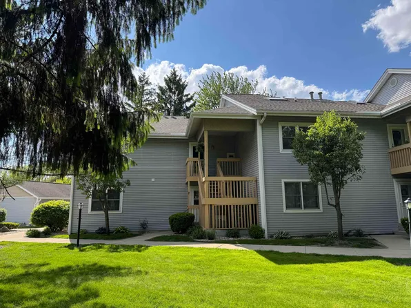 800 E Arthur St #1A, Warsaw, IN 46580