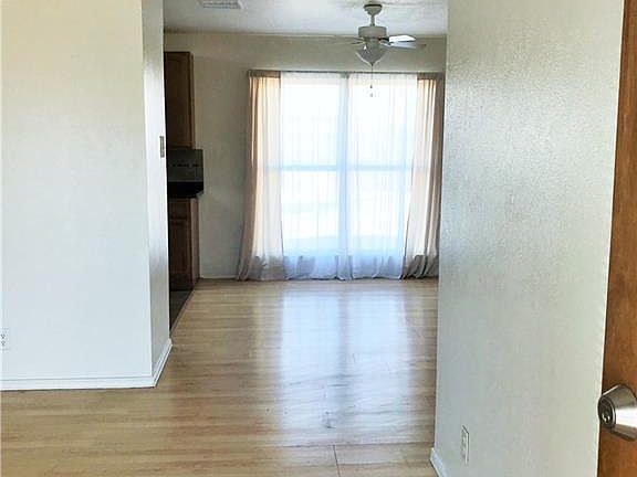 4th image of 5729 Prince Edward Ave
