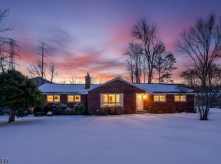 304 River Rd, East Hanover, NJ 07936